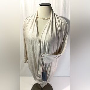 Jennifer Lopez Women’s Top Size M Color Beige Tunics Batwing Sleeves Knit